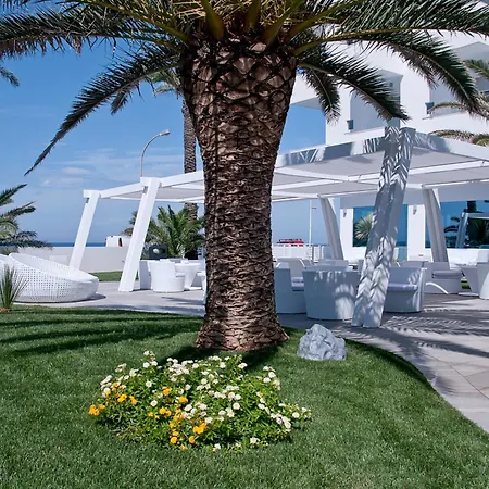 Отель Ah Club Isola Di Pazze Ugento 4*