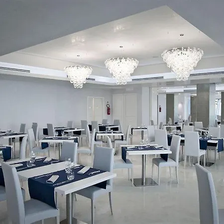 Отель Ah Club Isola Di Pazze Ugento 4*