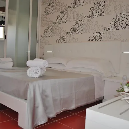 Ah Club Isola Di Pazze Ugento Отель