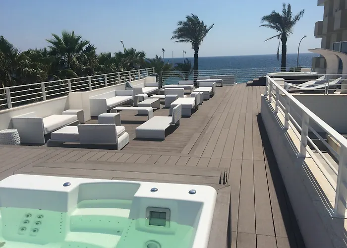 Ah Club Isola Di Pazze Ugento トッレ・サン・ジョヴァンニ・ウジェント