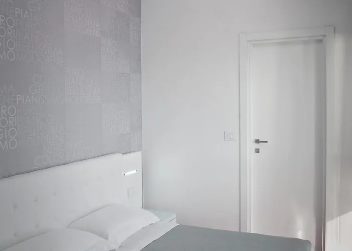 Ah Club Isola Di Pazze Ugento トッレ・サン・ジョヴァンニ・ウジェント